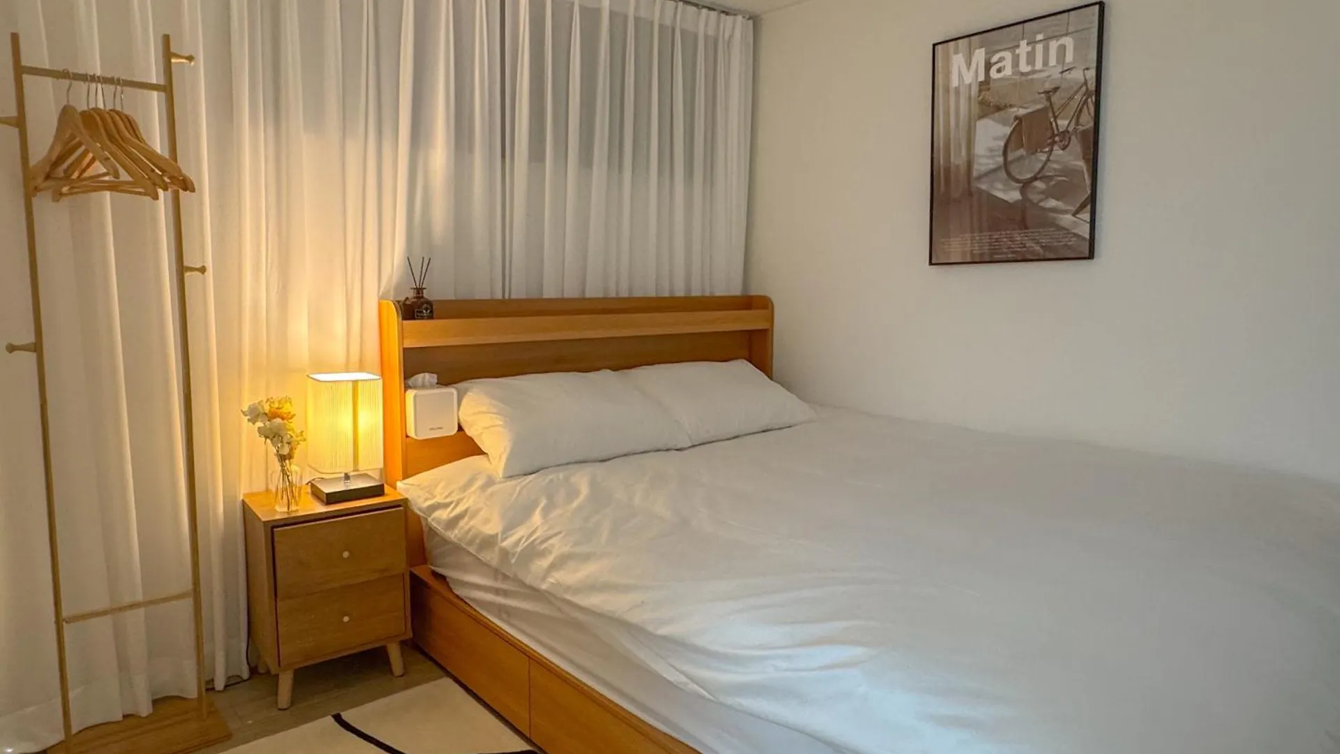 Hong-Cho Stay Sinchon Seoul Villa